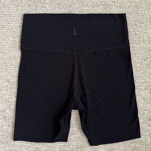 Nike Yoga Luxe Black High-Waisted Shorts - Large